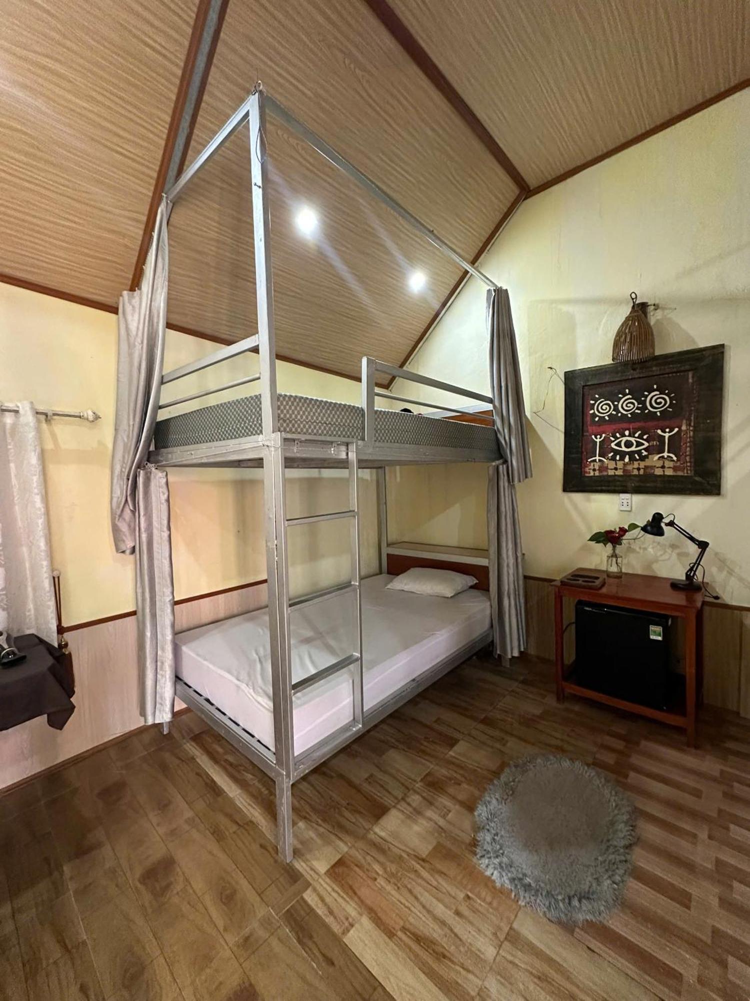Highway 20 Homestay Фонгня Экстерьер фото