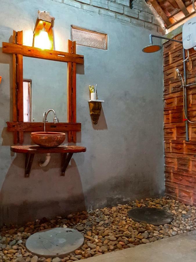 Highway 20 Homestay Фонгня Экстерьер фото